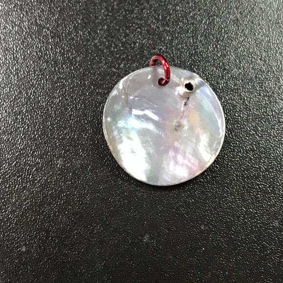 Purple Black Lip Shell Pendant - Picture 5 of 10